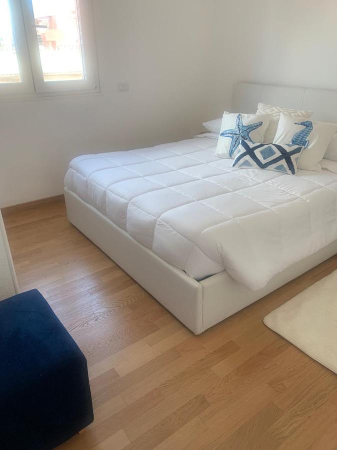 Appartamento Sul Mare Nettuno Exteriör bild